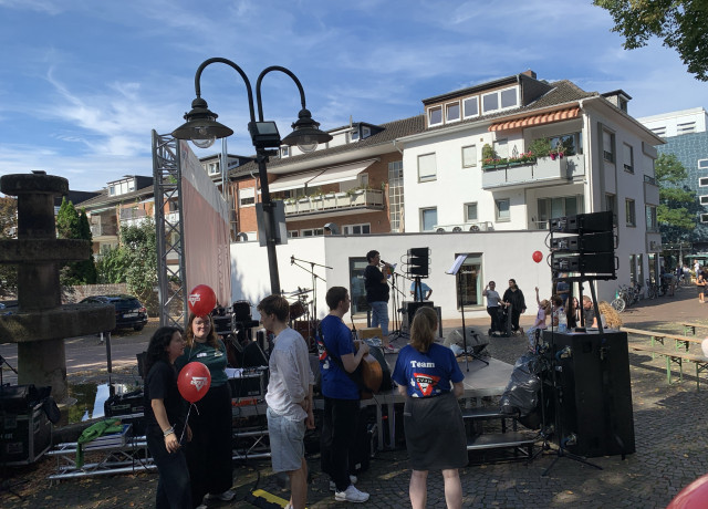Bühne beim 150-jährigen Jubiläum des CVJM Gütersloh